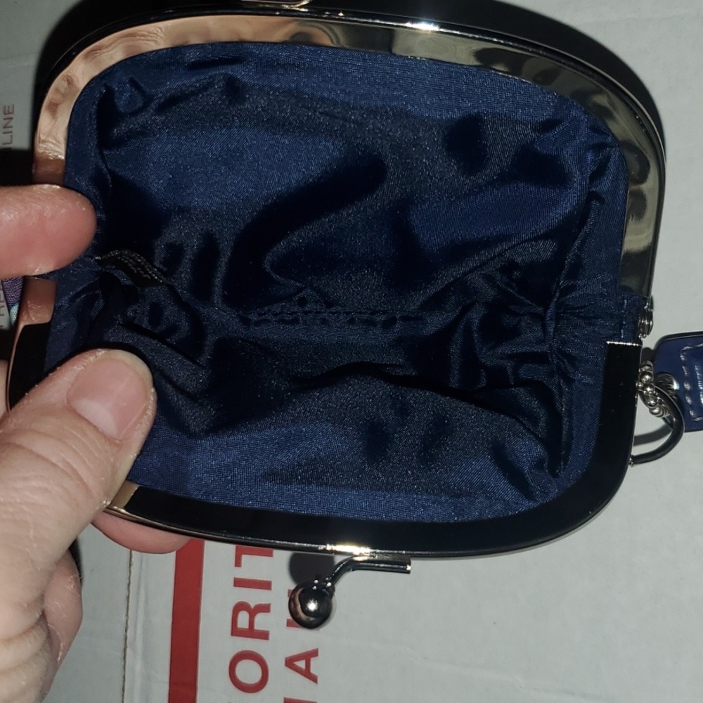 COPY - Beautiful bag w/ matching coin bag BAG NOT INCLUDED - Picture 16 of 16